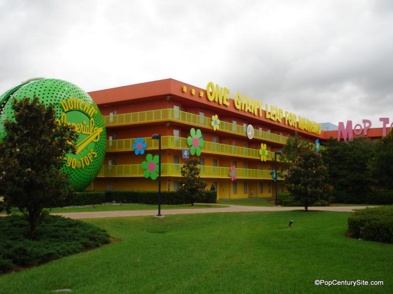 60s Yo Yo staircase and Building